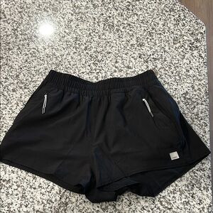 Black dash vuori Women's Shorts